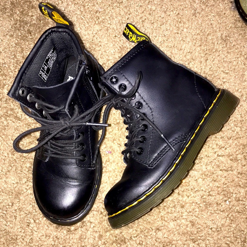 Kids Black Classic Dr.Marten’s